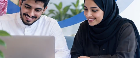 فريق يتعلم باستخدام الحاسوب — صورة توضيحية مولدة